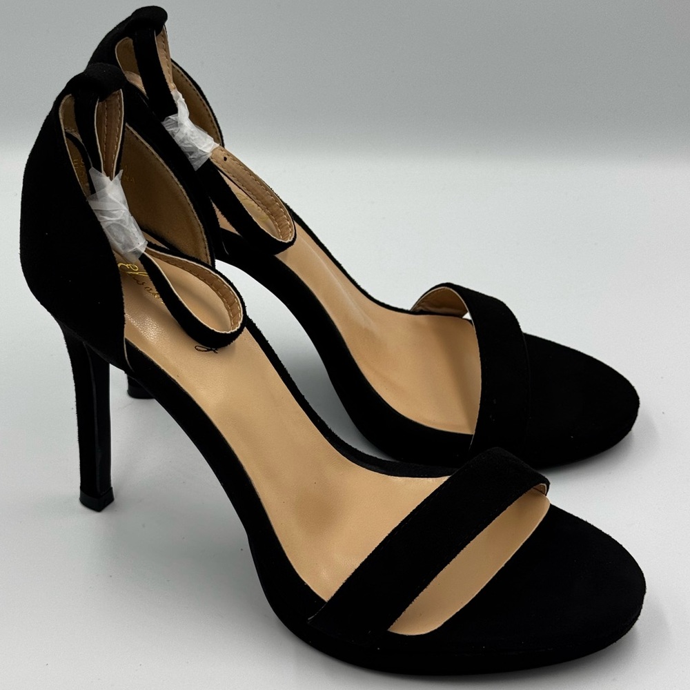 Elizabeth Tang Black Suede Ankle Strap Heels – Classic Stiletto Size 7 NWT